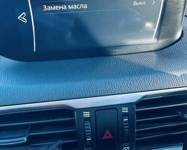 Красный Мазда 3, объемом двигателя 1.5 л и пробегом 158 тыс. км за 12500 $, фото 36 на Automoto.ua