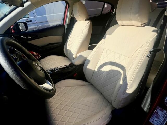 Красный Мазда 3, объемом двигателя 2 л и пробегом 180 тыс. км за 10900 $, фото 3 на Automoto.ua