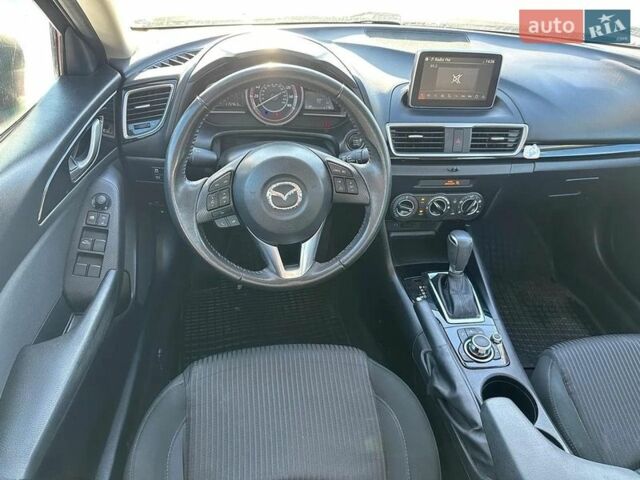 Красный Мазда 3, объемом двигателя 2 л и пробегом 130 тыс. км за 11500 $, фото 9 на Automoto.ua