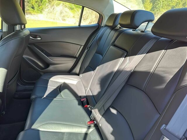 Красный Мазда 3, объемом двигателя 2 л и пробегом 51 тыс. км за 8000 $, фото 10 на Automoto.ua