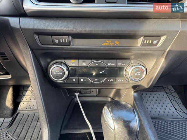 Красный Мазда 3, объемом двигателя 2.5 л и пробегом 100 тыс. км за 13000 $, фото 14 на Automoto.ua