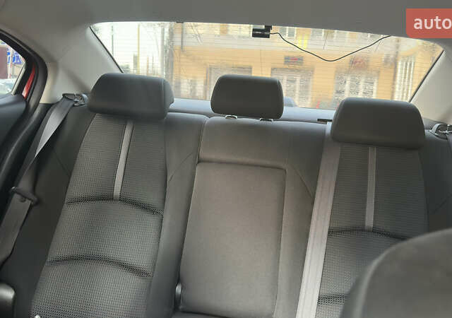 Красный Мазда 3, объемом двигателя 1.5 л и пробегом 130 тыс. км за 15100 $, фото 11 на Automoto.ua