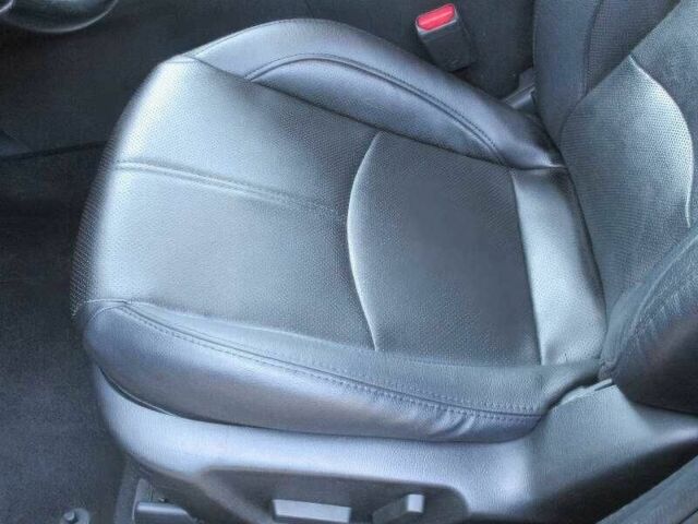 Красный Мазда 3, объемом двигателя 2.5 л и пробегом 98 тыс. км за 8000 $, фото 8 на Automoto.ua