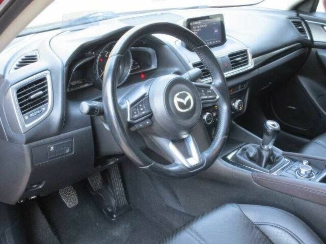 Красный Мазда 3, объемом двигателя 2.5 л и пробегом 98 тыс. км за 8000 $, фото 5 на Automoto.ua