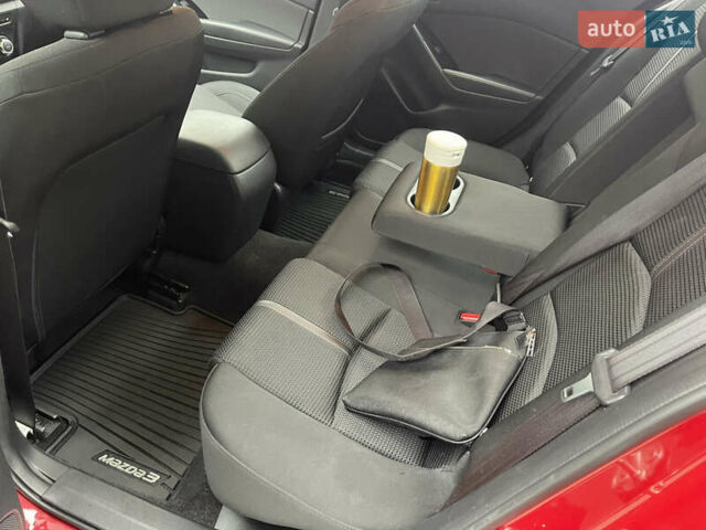 Красный Мазда 3, объемом двигателя 1.5 л и пробегом 125 тыс. км за 13600 $, фото 15 на Automoto.ua