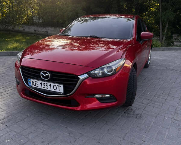 Красный Мазда 3, объемом двигателя 2 л и пробегом 123 тыс. км за 12000 $, фото 1 на Automoto.ua