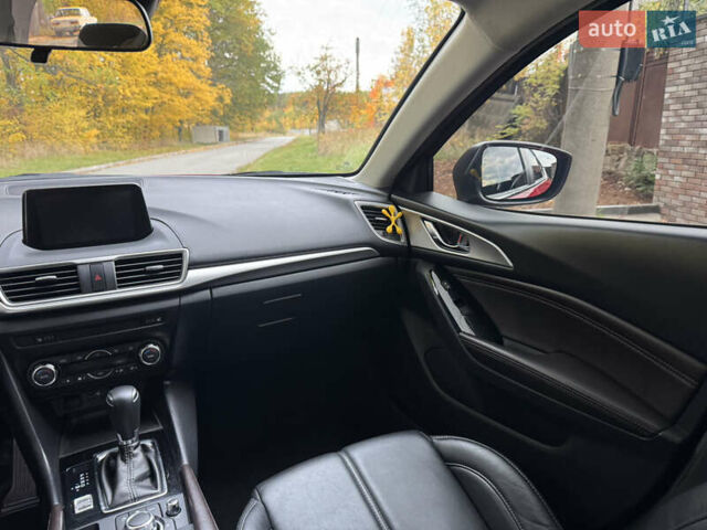 Красный Мазда 3, объемом двигателя 2.5 л и пробегом 180 тыс. км за 13300 $, фото 15 на Automoto.ua