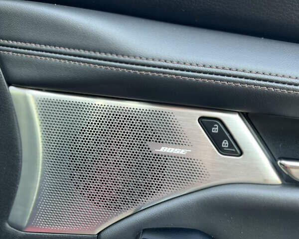 Красный Мазда 3, объемом двигателя 2.49 л и пробегом 66 тыс. км за 17799 $, фото 12 на Automoto.ua