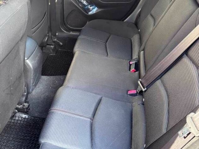 Красный Мазда 3, объемом двигателя 1.5 л и пробегом 103 тыс. км за 16500 $, фото 17 на Automoto.ua