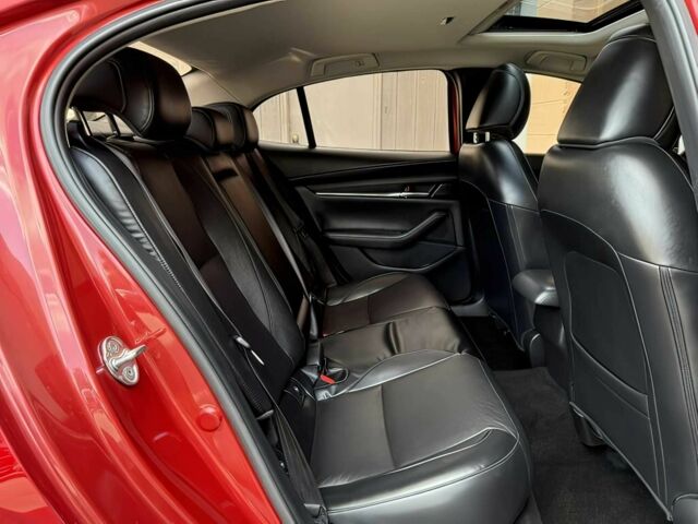 Красный Мазда 3, объемом двигателя 2.5 л и пробегом 19 тыс. км за 14000 $, фото 13 на Automoto.ua