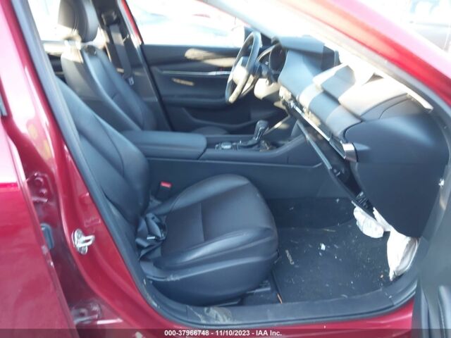 Красный Мазда 3, объемом двигателя 2.5 л и пробегом 27 тыс. км за 14200 $, фото 6 на Automoto.ua