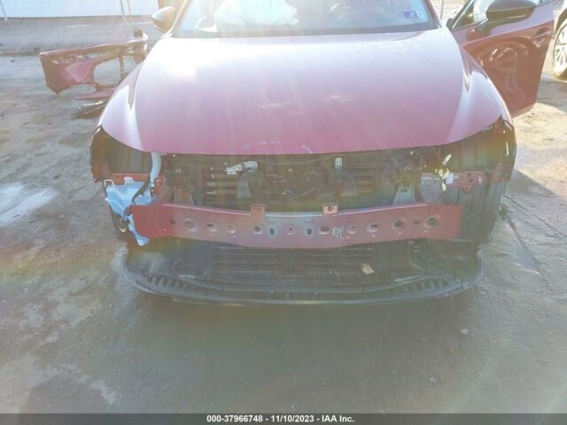 Красный Мазда 3, объемом двигателя 2.5 л и пробегом 27 тыс. км за 14200 $, фото 1 на Automoto.ua