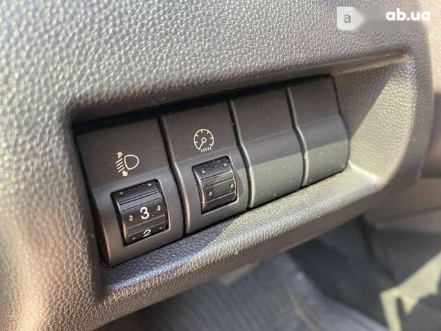 Мазда 3, объемом двигателя 0 л и пробегом 177 тыс. км за 6300 $, фото 9 на Automoto.ua