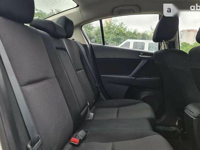 Мазда 3, об'ємом двигуна 1.6 л та пробігом 70 тис. км за 9350 $, фото 16 на Automoto.ua