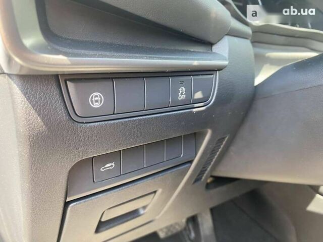 Мазда 3, об'ємом двигуна 2.5 л та пробігом 9 тис. км за 16500 $, фото 10 на Automoto.ua