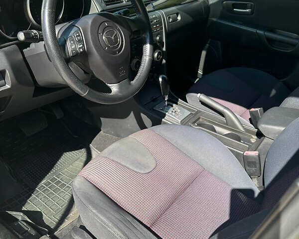 Мазда 3, объемом двигателя 1.6 л и пробегом 65 тыс. км за 6000 $, фото 5 на Automoto.ua