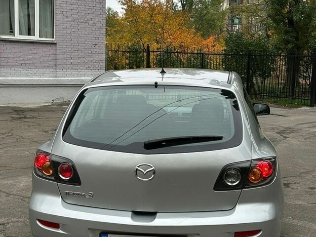 Мазда 3, об'ємом двигуна 1.6 л та пробігом 217 тис. км за 4900 $, фото 4 на Automoto.ua