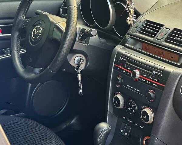 Мазда 3, об'ємом двигуна 1.6 л та пробігом 265 тис. км за 5700 $, фото 11 на Automoto.ua