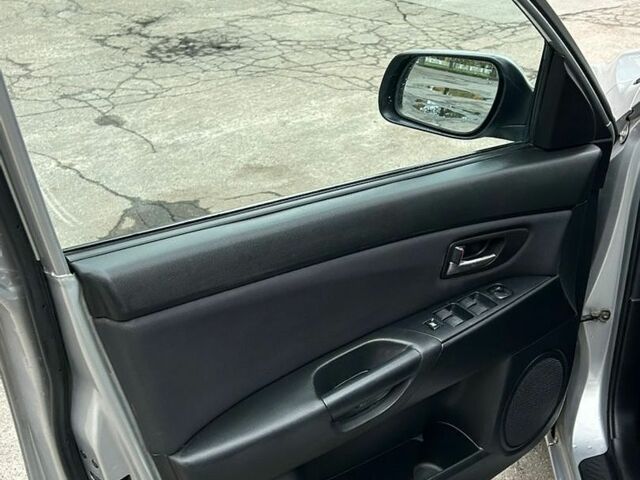 Мазда 3, об'ємом двигуна 1.6 л та пробігом 217 тис. км за 4900 $, фото 7 на Automoto.ua