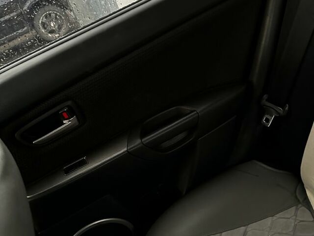 Мазда 3, об'ємом двигуна 1.6 л та пробігом 190 тис. км за 5500 $, фото 6 на Automoto.ua