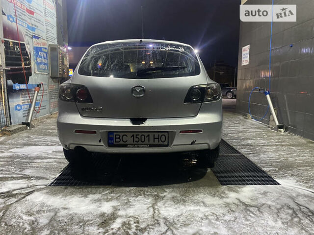 Мазда 3, об'ємом двигуна 1.6 л та пробігом 176 тис. км за 4500 $, фото 17 на Automoto.ua