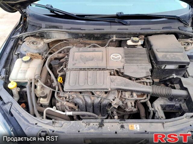Мазда 3, объемом двигателя 1.6 л и пробегом 230 тыс. км за 3900 $, фото 2 на Automoto.ua