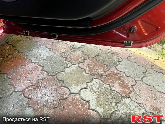 Мазда 3, объемом двигателя 1.6 л и пробегом 190 тыс. км за 4700 $, фото 7 на Automoto.ua