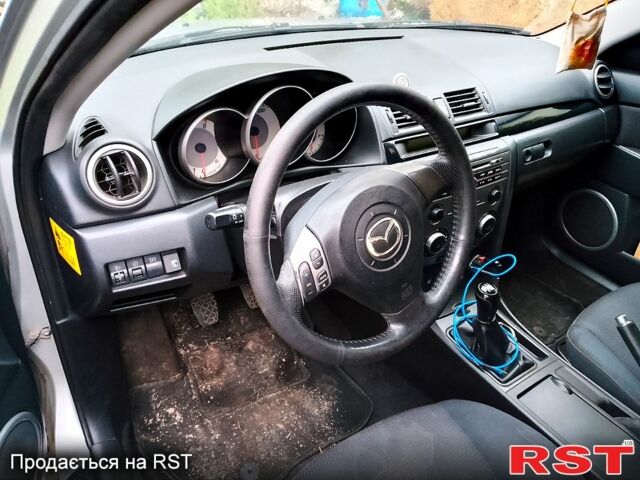 Мазда 3, объемом двигателя 1.6 л и пробегом 250 тыс. км за 4000 $, фото 1 на Automoto.ua