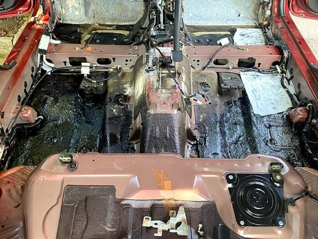 Мазда 3, объемом двигателя 1.6 л и пробегом 190 тыс. км за 4700 $, фото 5 на Automoto.ua