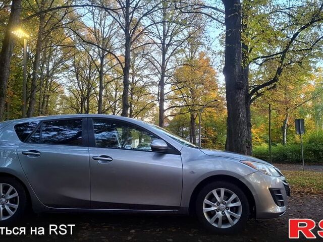 Мазда 3, объемом двигателя 1.6 л и пробегом 203 тыс. км за 5500 $, фото 1 на Automoto.ua