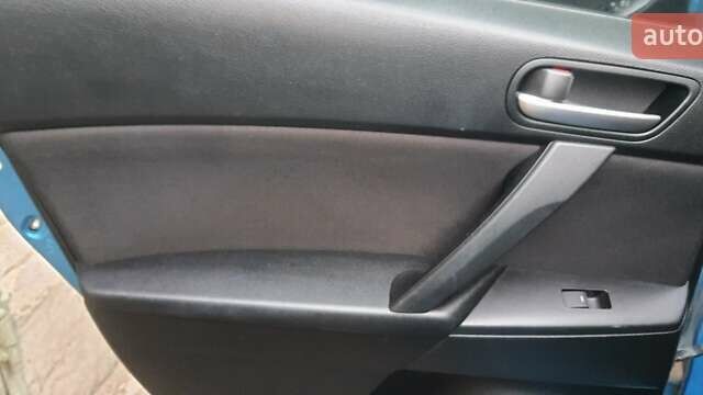 Мазда 3, объемом двигателя 0 л и пробегом 160 тыс. км за 6999 $, фото 28 на Automoto.ua