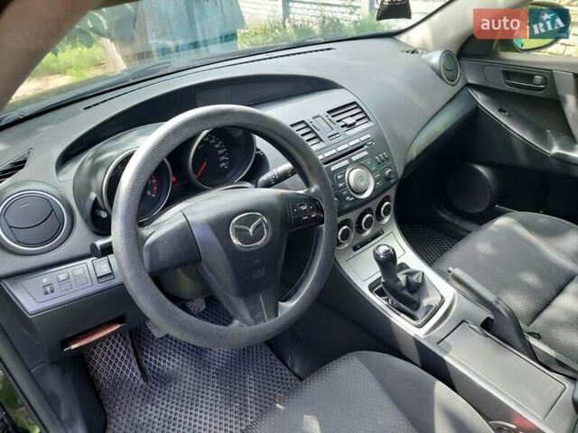Мазда 3, об'ємом двигуна 1.6 л та пробігом 299 тис. км за 6300 $, фото 2 на Automoto.ua