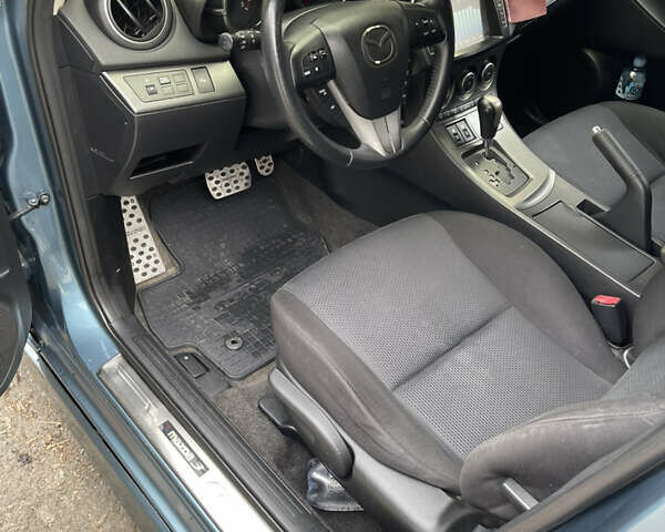 Мазда 3, объемом двигателя 1.6 л и пробегом 161 тыс. км за 8999 $, фото 9 на Automoto.ua