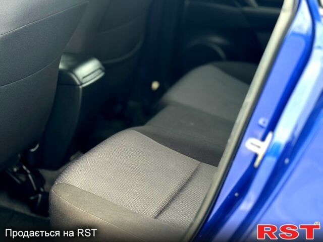 Мазда 3, об'ємом двигуна 2 л та пробігом 232 тис. км за 7999 $, фото 6 на Automoto.ua