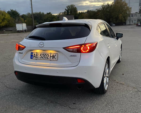 Мазда 3, объемом двигателя 1.5 л и пробегом 148 тыс. км за 11300 $, фото 5 на Automoto.ua