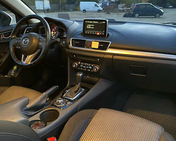 Мазда 3, объемом двигателя 1.5 л и пробегом 148 тыс. км за 11300 $, фото 15 на Automoto.ua