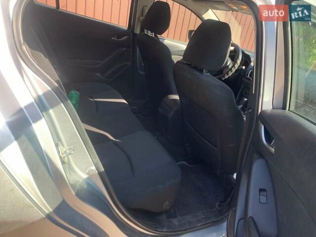 Мазда 3, объемом двигателя 2 л и пробегом 175 тыс. км за 9500 $, фото 4 на Automoto.ua