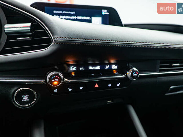 Мазда 3, объемом двигателя 1.5 л и пробегом 87 тыс. км за 17932 $, фото 17 на Automoto.ua