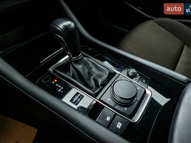 Мазда 3, объемом двигателя 1.5 л и пробегом 87 тыс. км за 17932 $, фото 18 на Automoto.ua