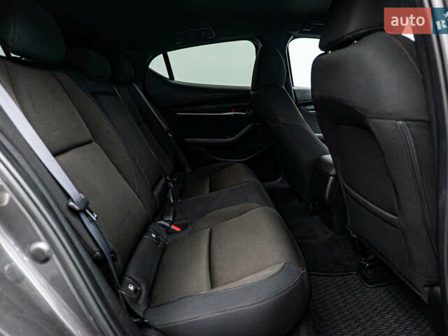 Мазда 3, объемом двигателя 1.5 л и пробегом 87 тыс. км за 17932 $, фото 20 на Automoto.ua