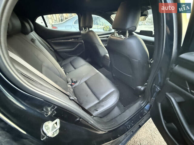 Мазда 3, объемом двигателя 0 л и пробегом 116 тыс. км за 14000 $, фото 12 на Automoto.ua