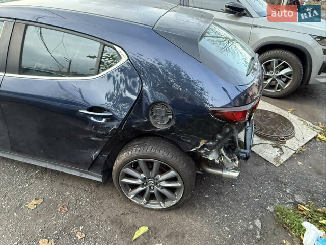 Мазда 3, объемом двигателя 0 л и пробегом 116 тыс. км за 14000 $, фото 10 на Automoto.ua