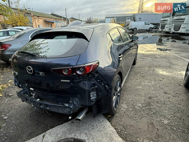 Мазда 3, объемом двигателя 0 л и пробегом 116 тыс. км за 14000 $, фото 7 на Automoto.ua