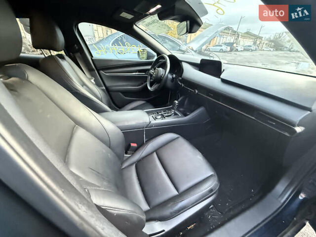 Мазда 3, объемом двигателя 0 л и пробегом 116 тыс. км за 14000 $, фото 18 на Automoto.ua