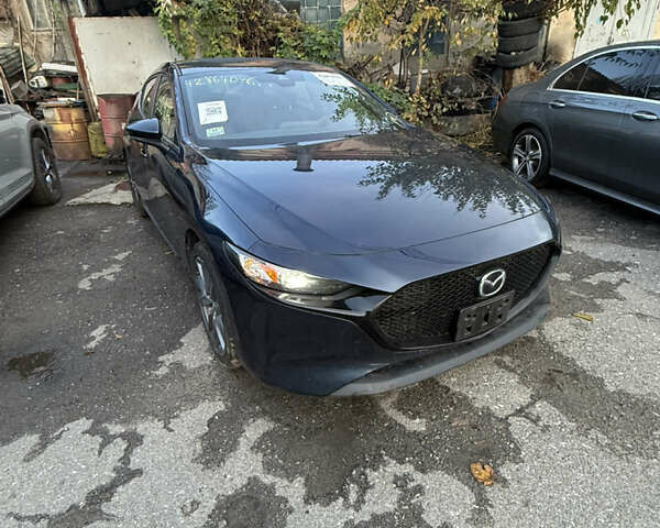 Мазда 3, объемом двигателя 0 л и пробегом 116 тыс. км за 14000 $, фото 5 на Automoto.ua