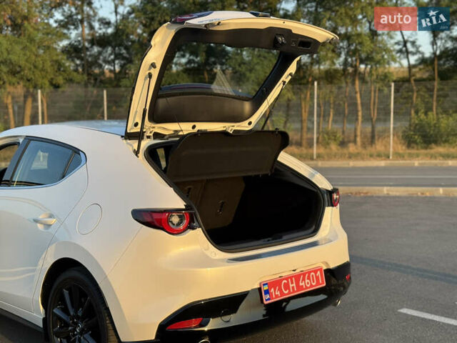 Мазда 3, объемом двигателя 0 л и пробегом 14 тыс. км за 20999 $, фото 22 на Automoto.ua