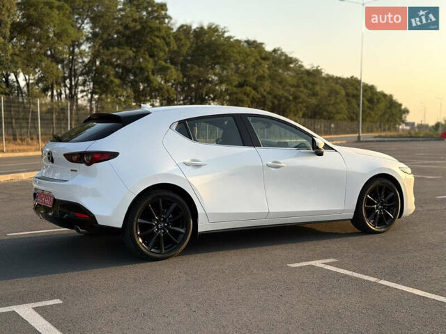 Мазда 3, объемом двигателя 0 л и пробегом 14 тыс. км за 20999 $, фото 1 на Automoto.ua