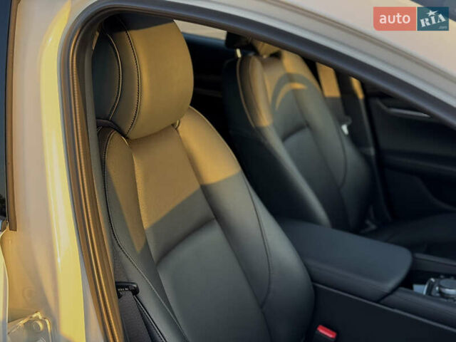 Мазда 3, объемом двигателя 0 л и пробегом 14 тыс. км за 20999 $, фото 18 на Automoto.ua