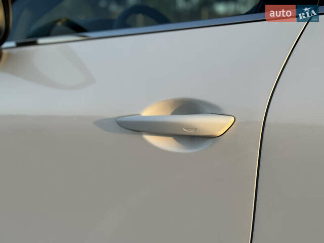 Мазда 3, объемом двигателя 0 л и пробегом 14 тыс. км за 20999 $, фото 10 на Automoto.ua