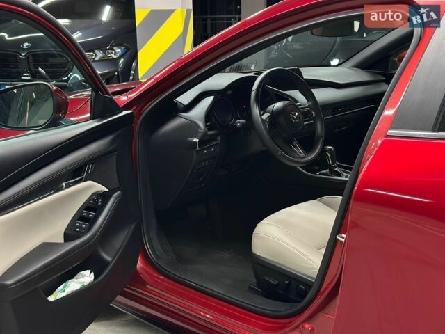 Мазда 3, объемом двигателя 0 л и пробегом 15 тыс. км за 17900 $, фото 13 на Automoto.ua